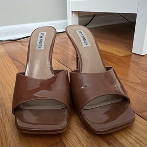 Steve Madden Cognac Patent